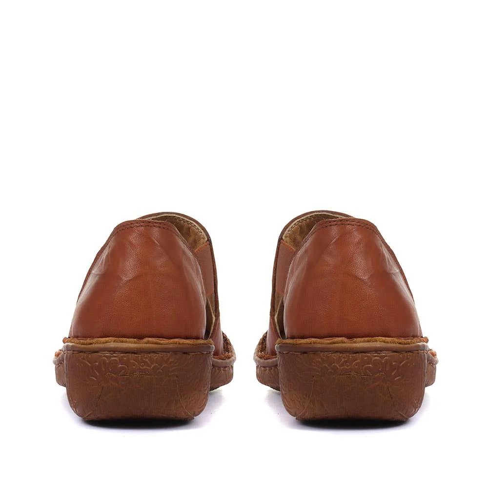 Flat Sandals - HAK33015 / 319 895 - Tan - Image 3