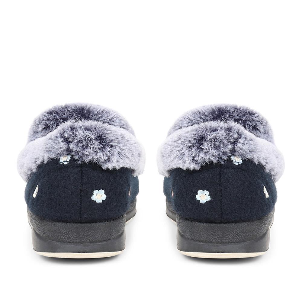 Floral Faux-Fur Slippers - QING38012 / 324 190 - Navy Floral - Image 3