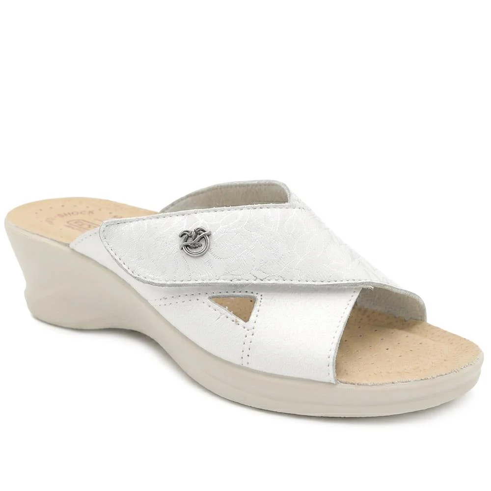 Flyflot Adjustable Fasten Mule Sandals - FLY43019 / 328 645 - White