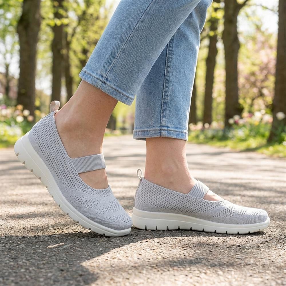 Flyflot Elasticated Mary Janes - FLY43003 / 328 642 - Light Grey - Image 2