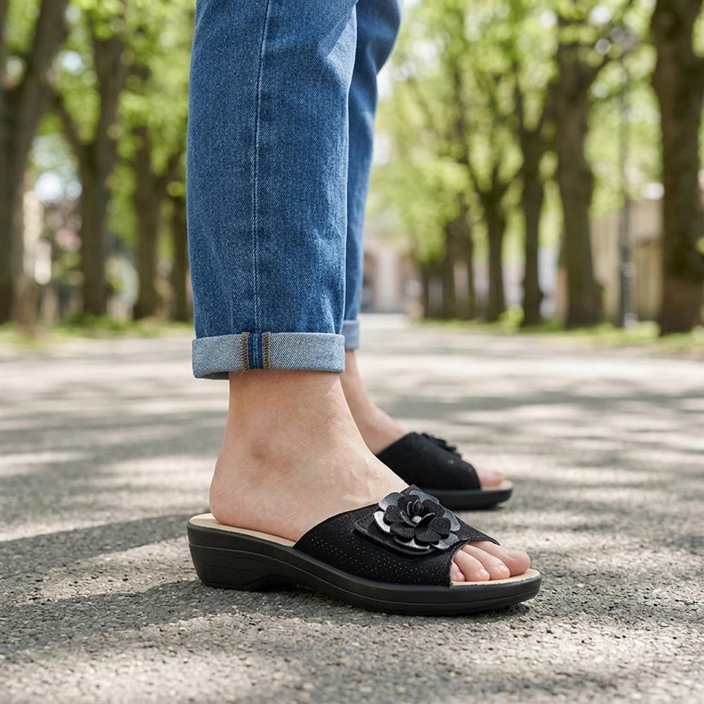 FlyFlot Leather Mule Sandals - FLY43017 / 328 654 - Black - Image 2
