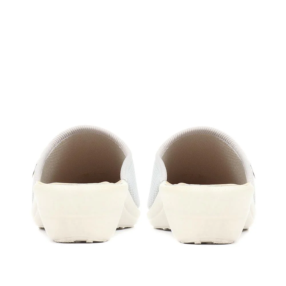 FlyFlot Wide Fit Anatomic Clogs - FLY25030 / 309 914 - Light Grey - Image 3