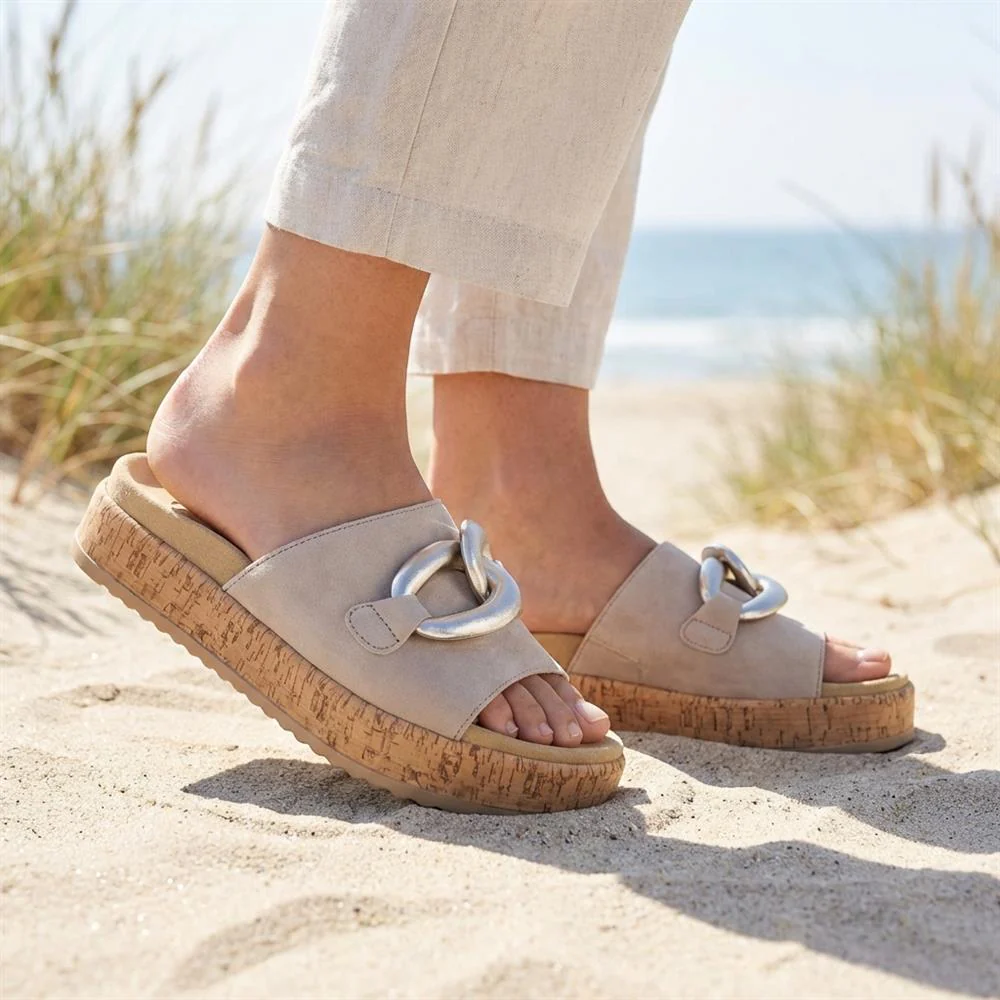 Gabor Leather Platform Sandals - GAB43004 / 328 670 - Natural - Image 2