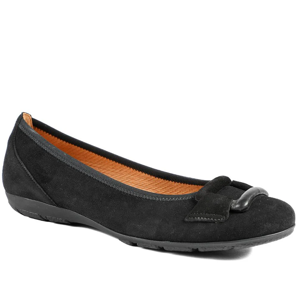 Gabor Raven Leather Ballet Pumps - GAB42025 / 329 523