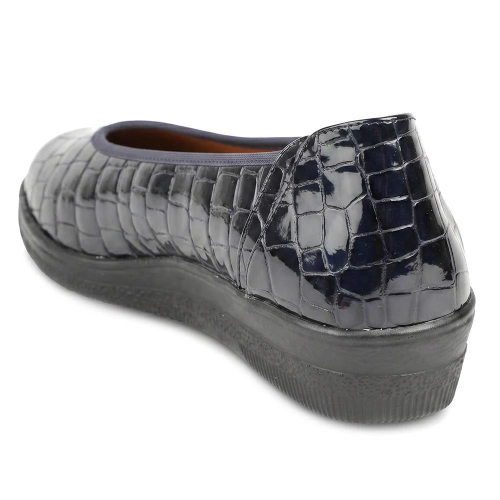Gabor Wide Fit Leather Chunky Sole Pumps - GABC44510 / 330 265 - Navy Croc - Image 3