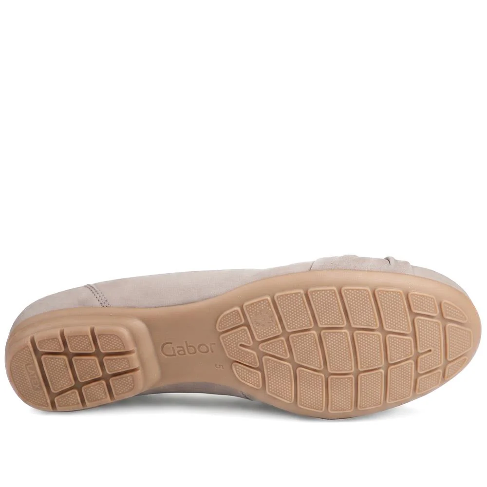 Gabor Wide Fit Leather Heeled Pumps - GABC44509 / 330 264 - Taupe - Image 5