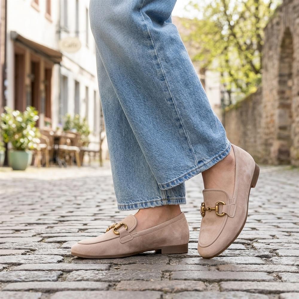 Gabor Wide Fit Leather Loafers With Chrome Snaffle - GABC44519 / 330 320 - Sand - Image 2