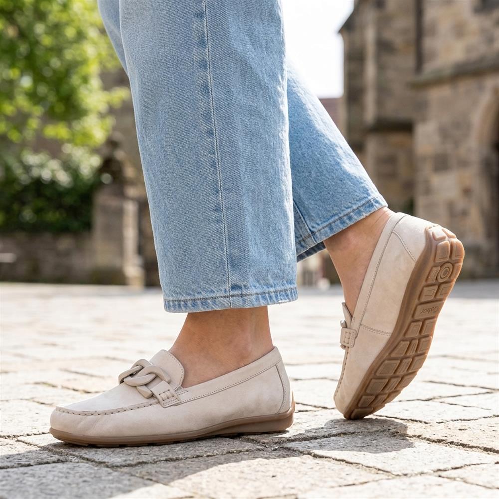 Gabor Wide Fit Leather Moccasins With Chain Detail - GABC44501 / 330 266 - Beige - Image 2