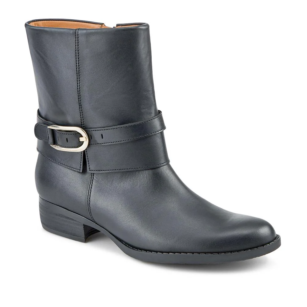 Ginger Gabor Leather Zip Fasten Boots - GAB42514 / 327 875 - Black