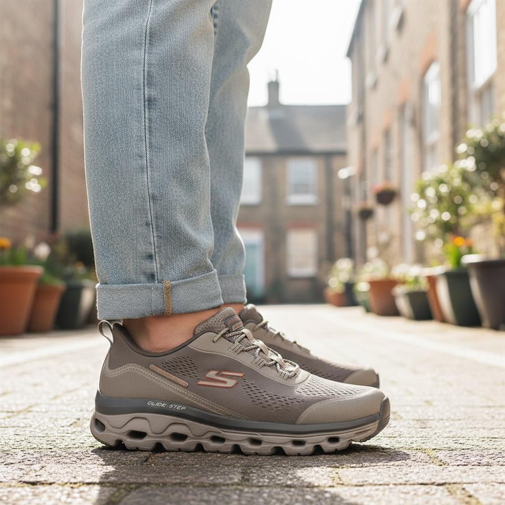 Skechers Glide Step Sole - Glover Peak Trainers - SKE43504 / 328 708 - Taupe - Image 2