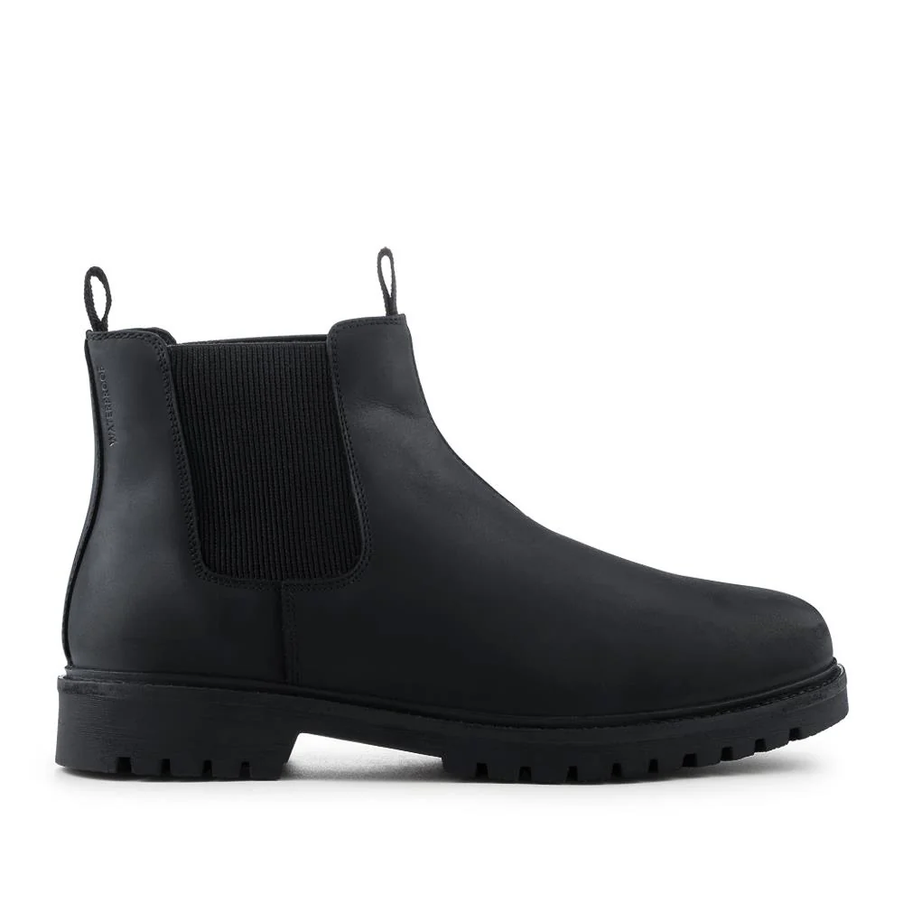 Hamburg Leather Waterproof Chelsea Boots - HAMBURG / 327 847 - Black - Image 2