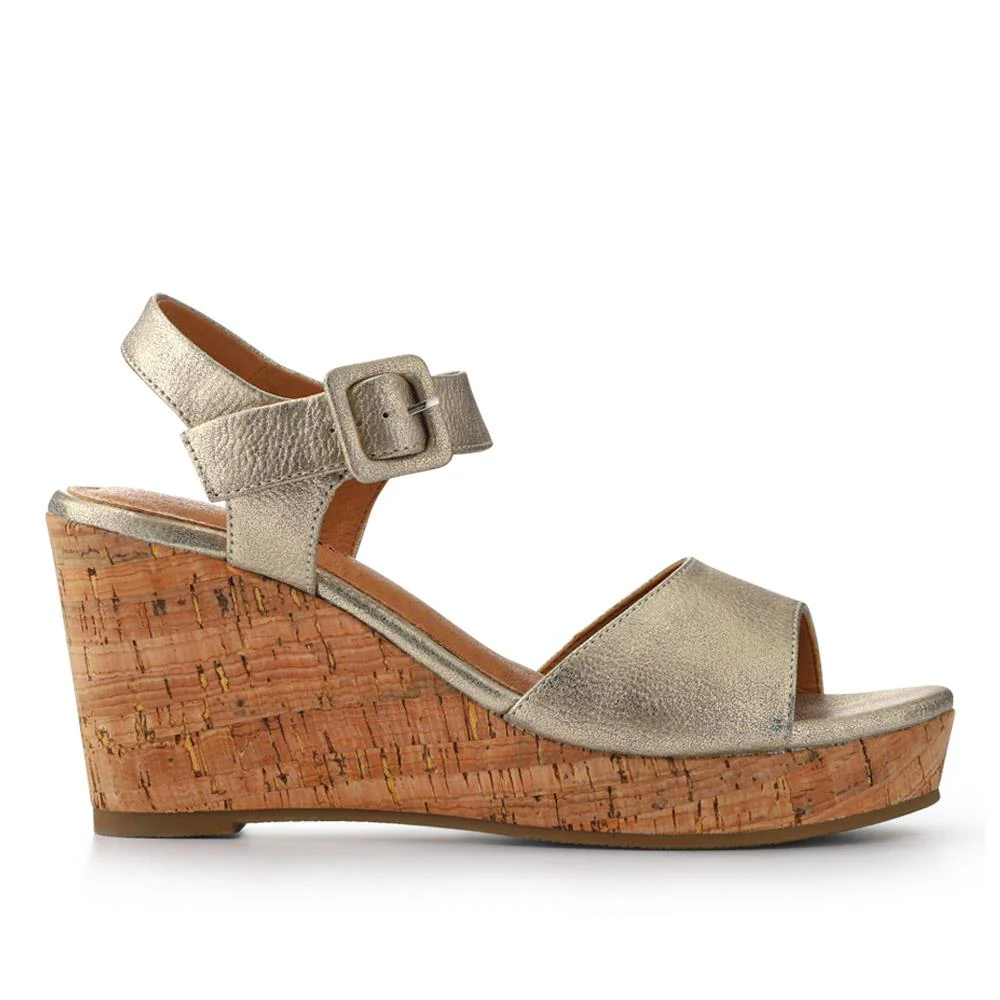 High Buckled Wedge Sandals - WOIL41051 / 327 394 - Gold - Image 2