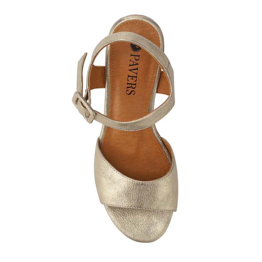 High Buckled Wedge Sandals - WOIL41051 / 327 394 - Gold - Image 4