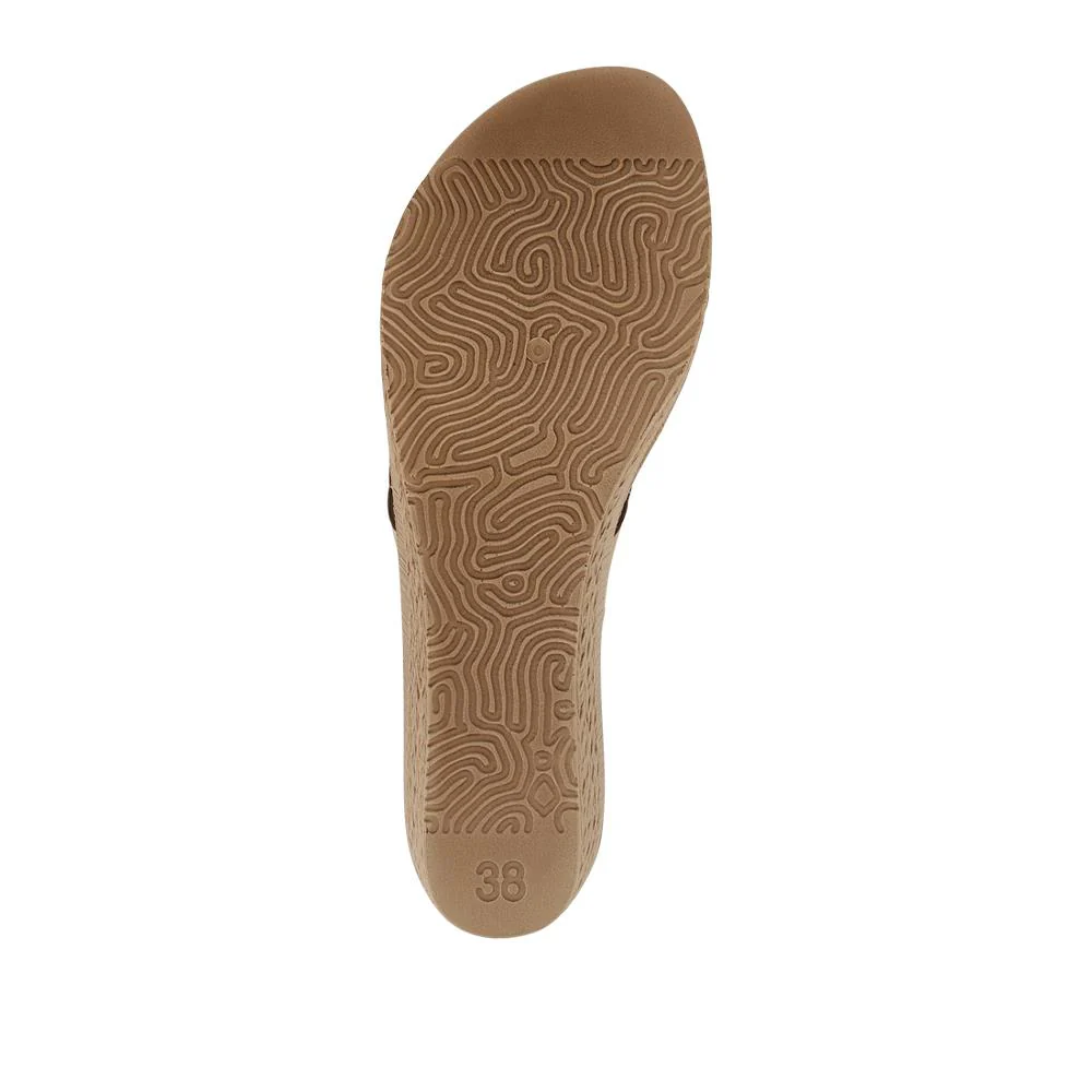 Embellished Wedge Toe Post Sandals - INB41026 / 327 353 - Gold - Image 4