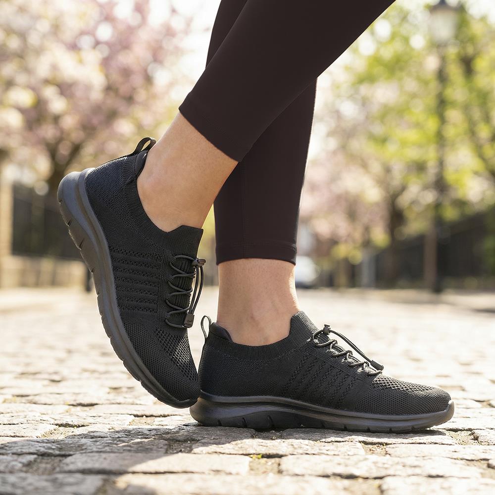 Wide Fit Easy Step In Bungee Lace Trainers - BRK42002 / 328 108 - Black - Image 2