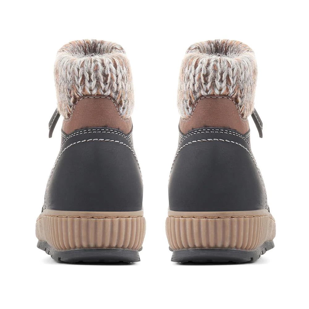 Knitted Cuff Ankle Boots - WBINS36025 / 322 459 - Black - Image 3