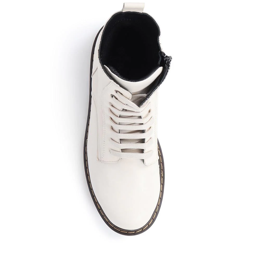 Lace-Up Leather Boots - BELYNR40001 / 326 190 - Off White - Image 5