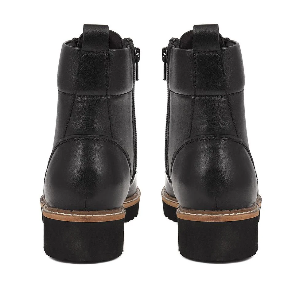 Lace-Up Leather Boots - MAGNU38009 / 324 542 - Black - Image 3