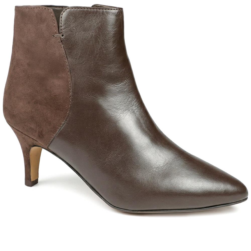 Laci Smart Leather Stiletto-Heel Boots - LACI / 327 888
