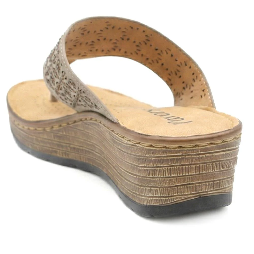 Laser Cut Breathable Toe Post Sandals - BAIZH43032 / 328 986 - Taupe - Image 3