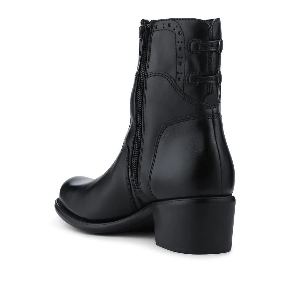 Laurelle Leather Zip Fasten Ankle Boots - LAURELLE / 328 214 - Black - Image 3