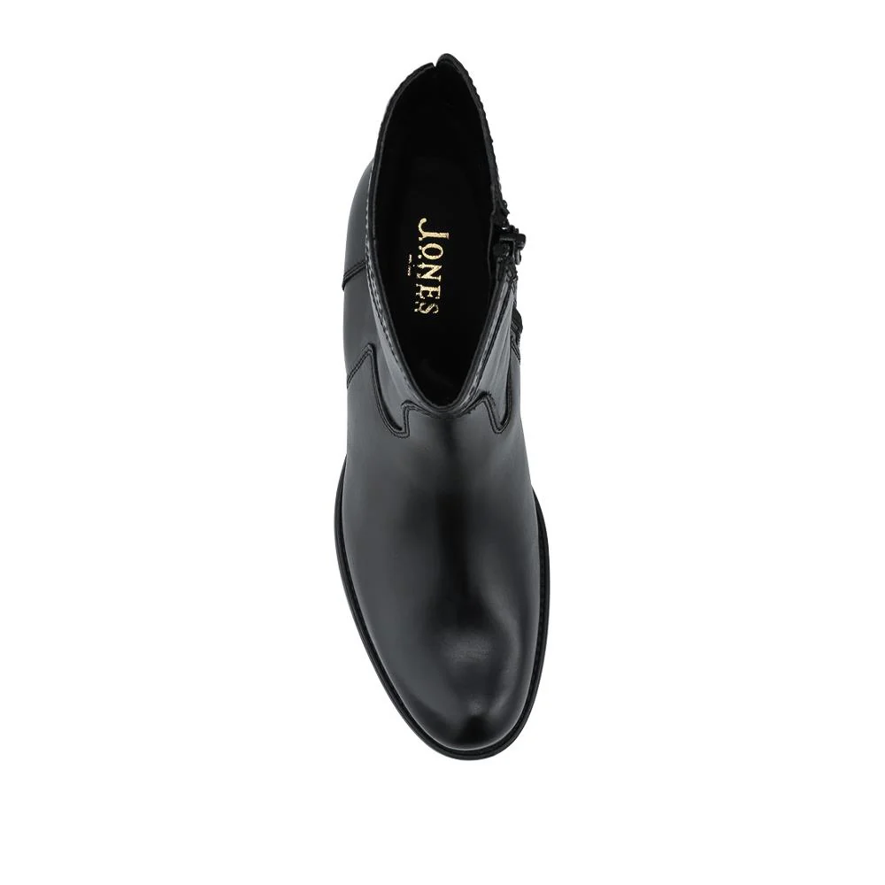 Laurelle Leather Zip Fasten Ankle Boots - LAURELLE / 328 214 - Black - Image 4