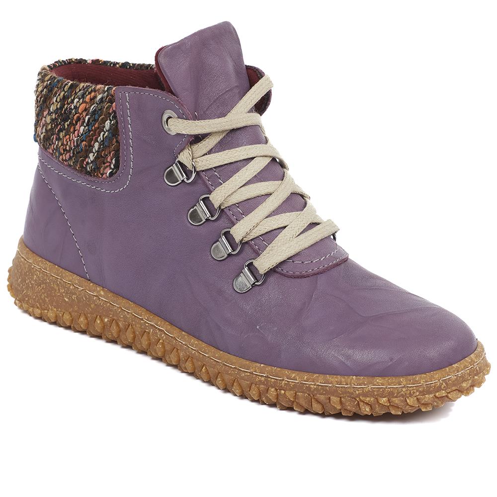 Leather Ankle Boots - HAK32015 / 319 263