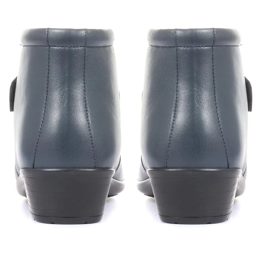 Leather Ankle Boots - KF28026 / 313 332 - Navy - Image 3