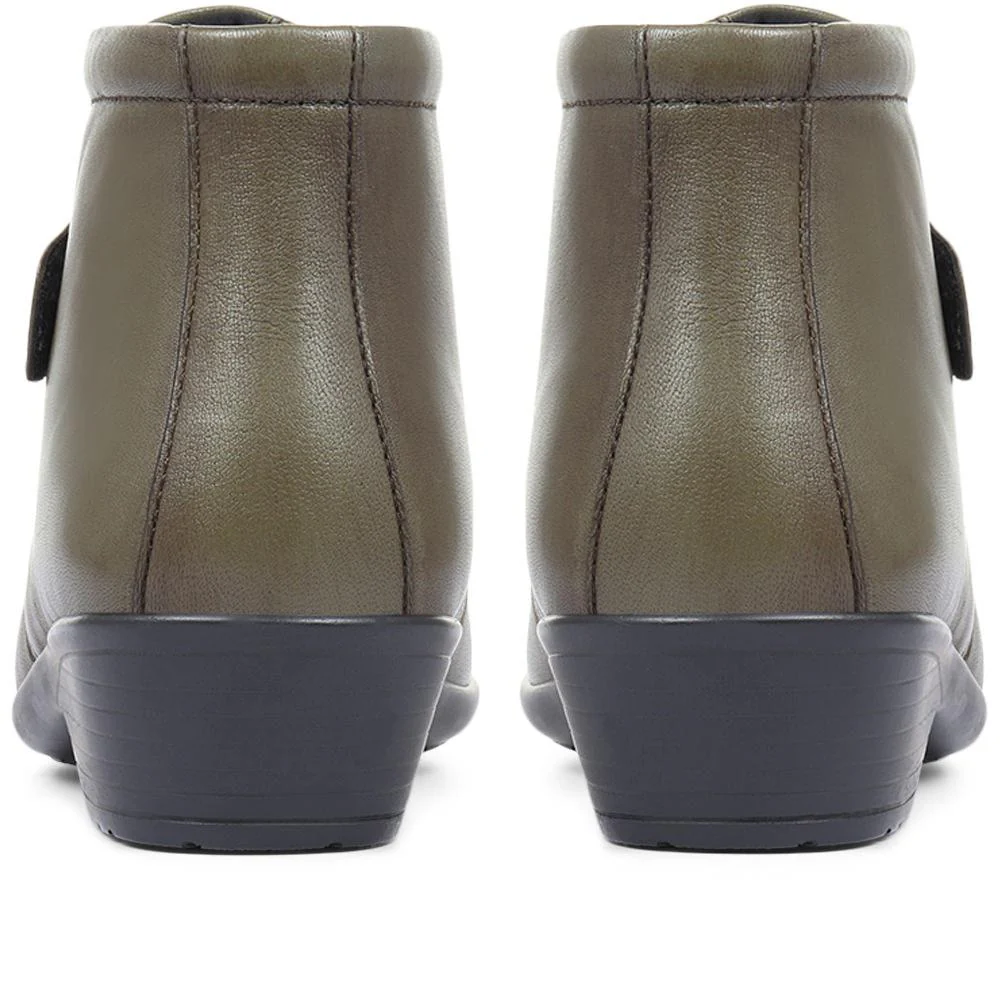 Leather Ankle Boots - KF28026 / 313 332 - Olive - Image 3