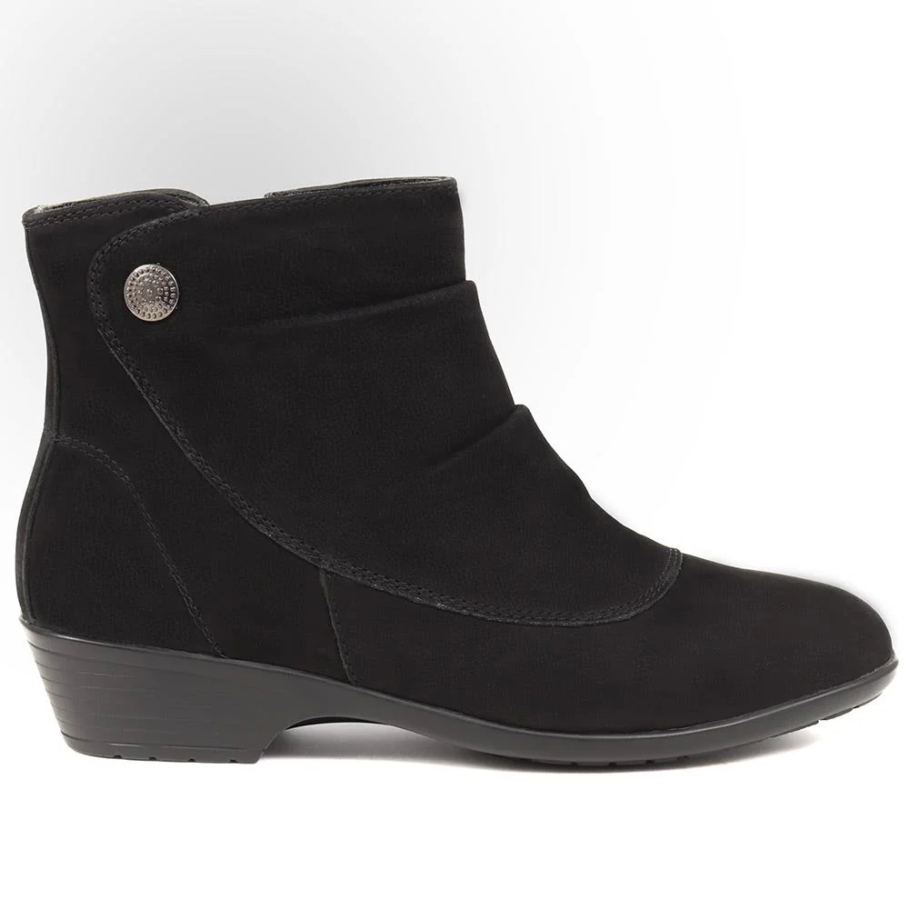 Leather Ankle Boots - KF30004 / 316 380 - Black - Image 2