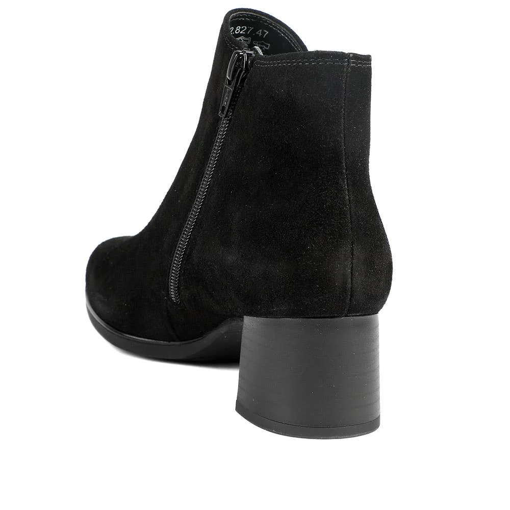 Leather Ankle Boots With Block Heel - GAB42020 / 329 514 - Black - Image 4