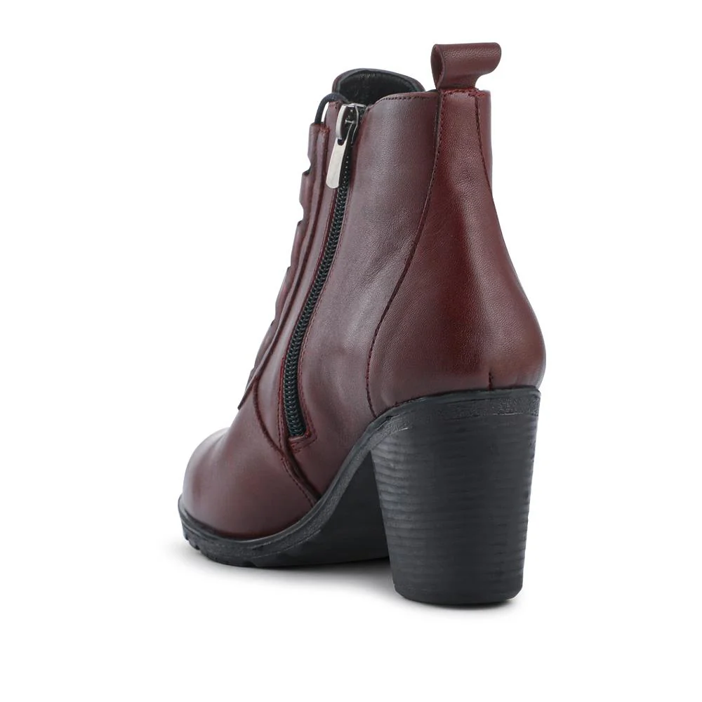 Leather Block Heeled Lace-Up Boots - VED42000 / 328 392 - Burgundy - Image 3