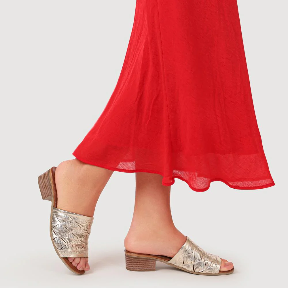 Leather Block-Heeled Mules - BELMET41006 / 327 231 - Gold - Image 5