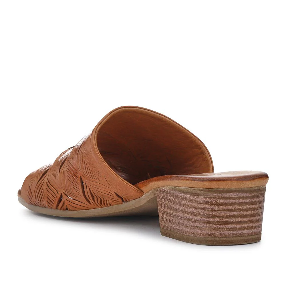 Leather Block-Heeled Mules - BELMET41006 / 327 231 - Tan - Image 3