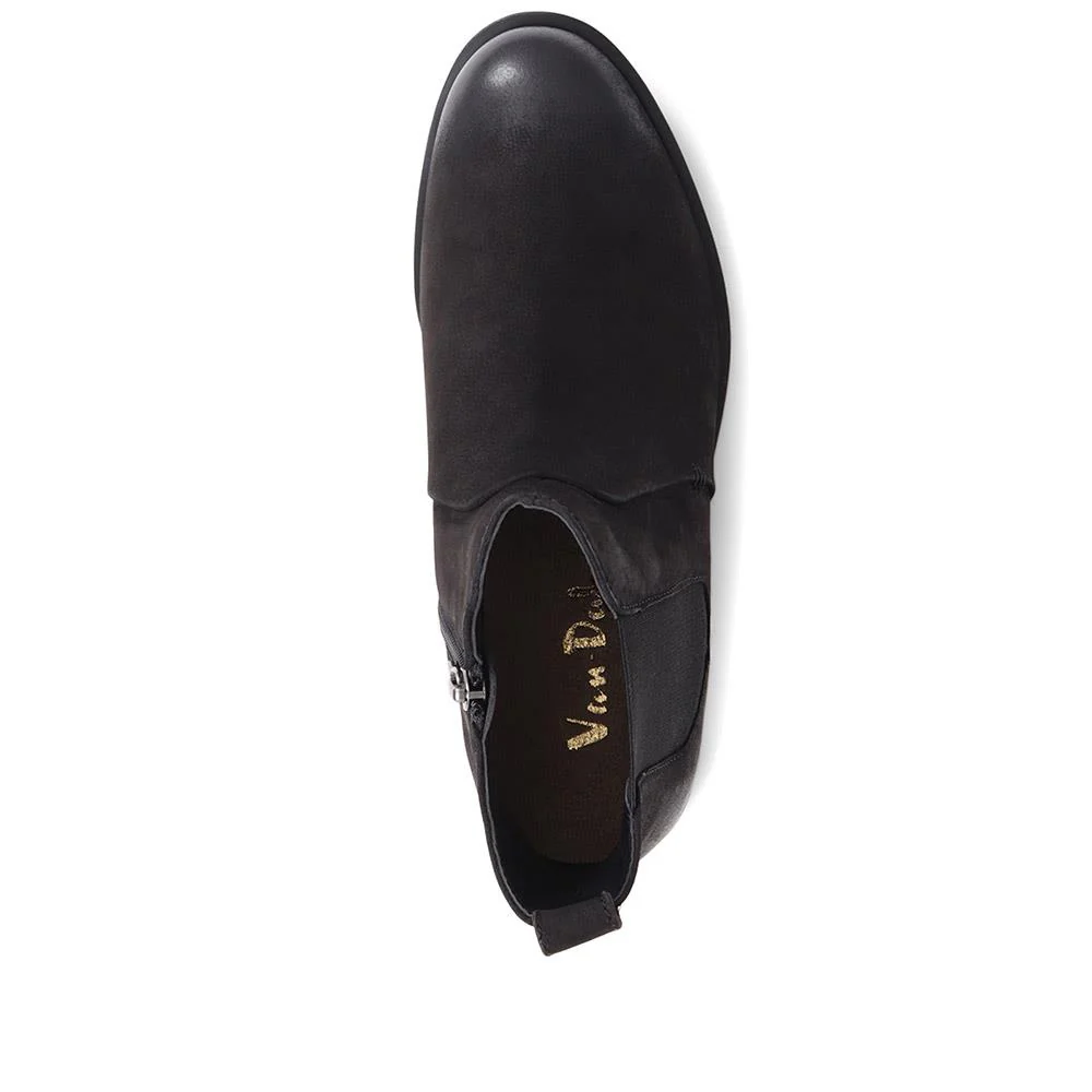 Leather Chelsea Boots - VAN36509 / 323 874 - Black Nubuck - Image 4