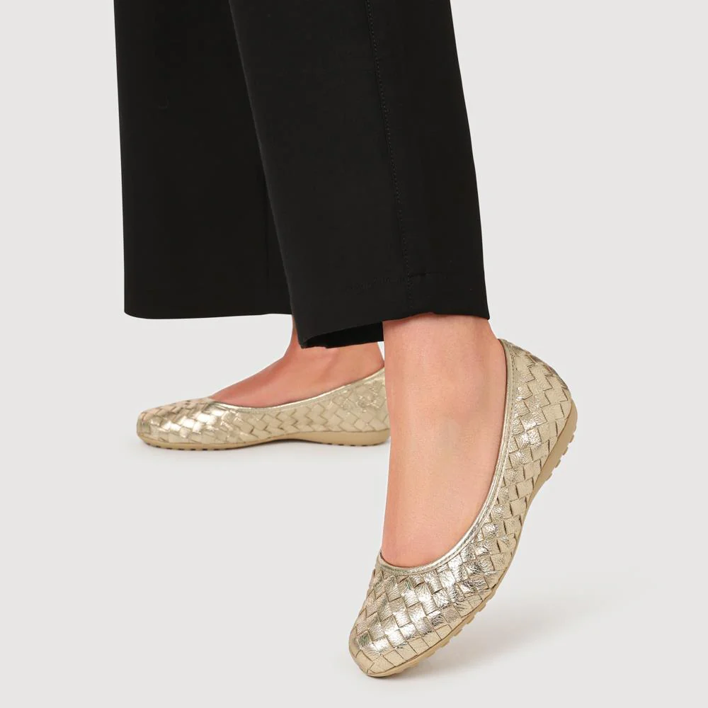 Leather Cushioned Pumps - BELBT41000 / 327 495 - Gold - Image 5