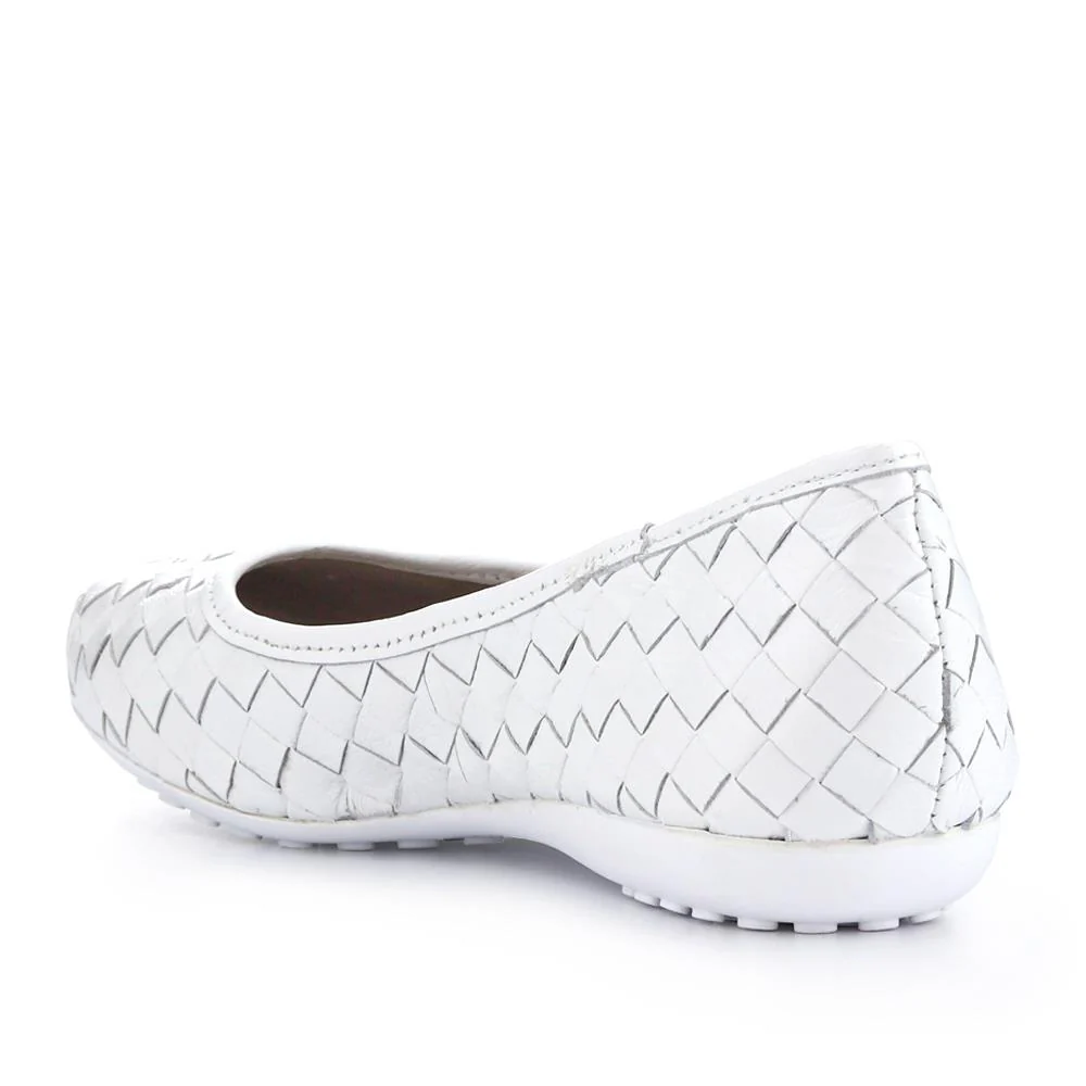 Leather Cushioned Pumps - BELBT41000 / 327 495 - White - Image 3