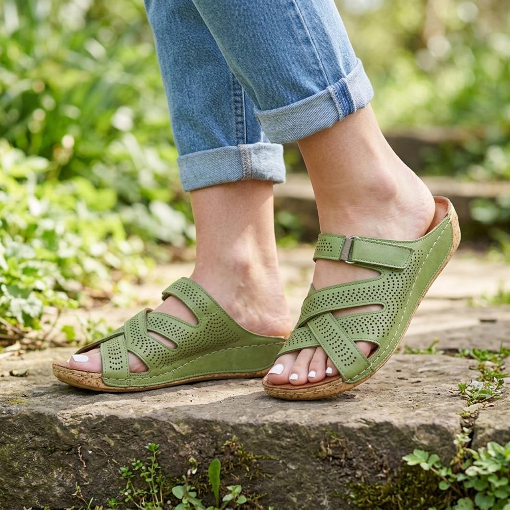 Leather Cut-Out Adjustable Strap Sandals - KARY43004 / 329 118 - Green - Image 2