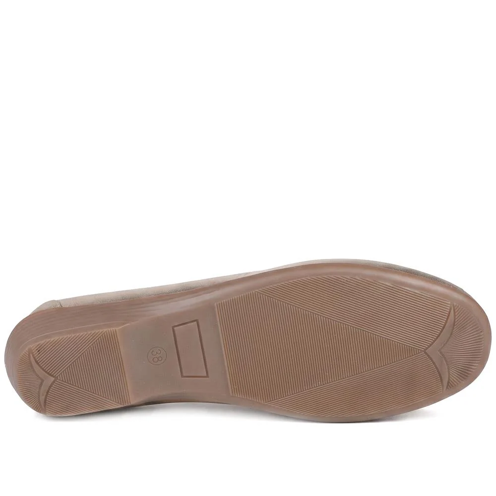 Leather Cut Out Detail Moccasin - MOEN43001 / 329 546 - Soft Gold - Image 6
