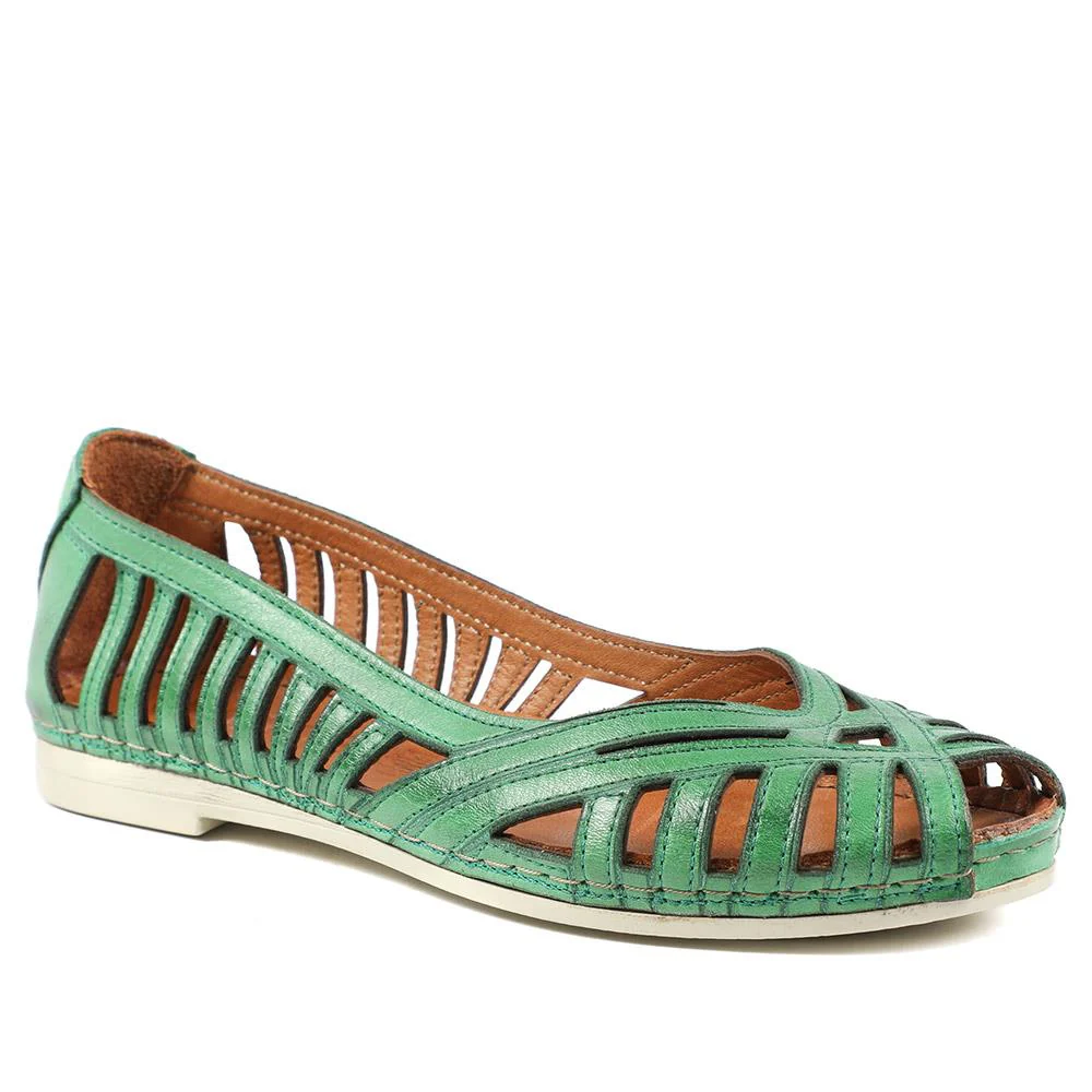 Leather Cut Out Peep Toe Flats - KARY43003 / 329 013
