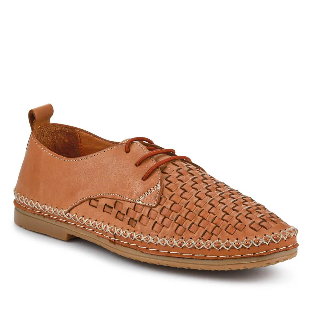 Leather Lace-Up Shoes - METIN41012 / 327 302 - Tan