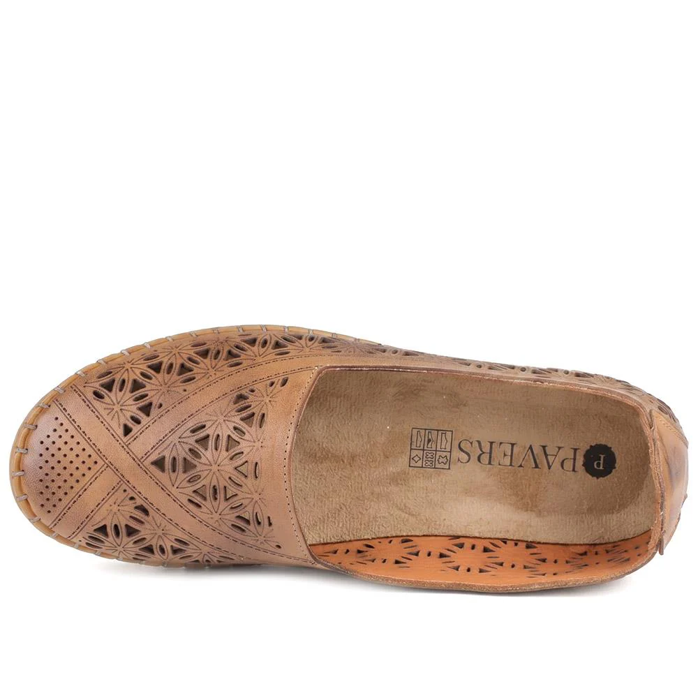 Leather Laser Cut Pumps - KARY43001 / 328 826 - Tan - Image 4