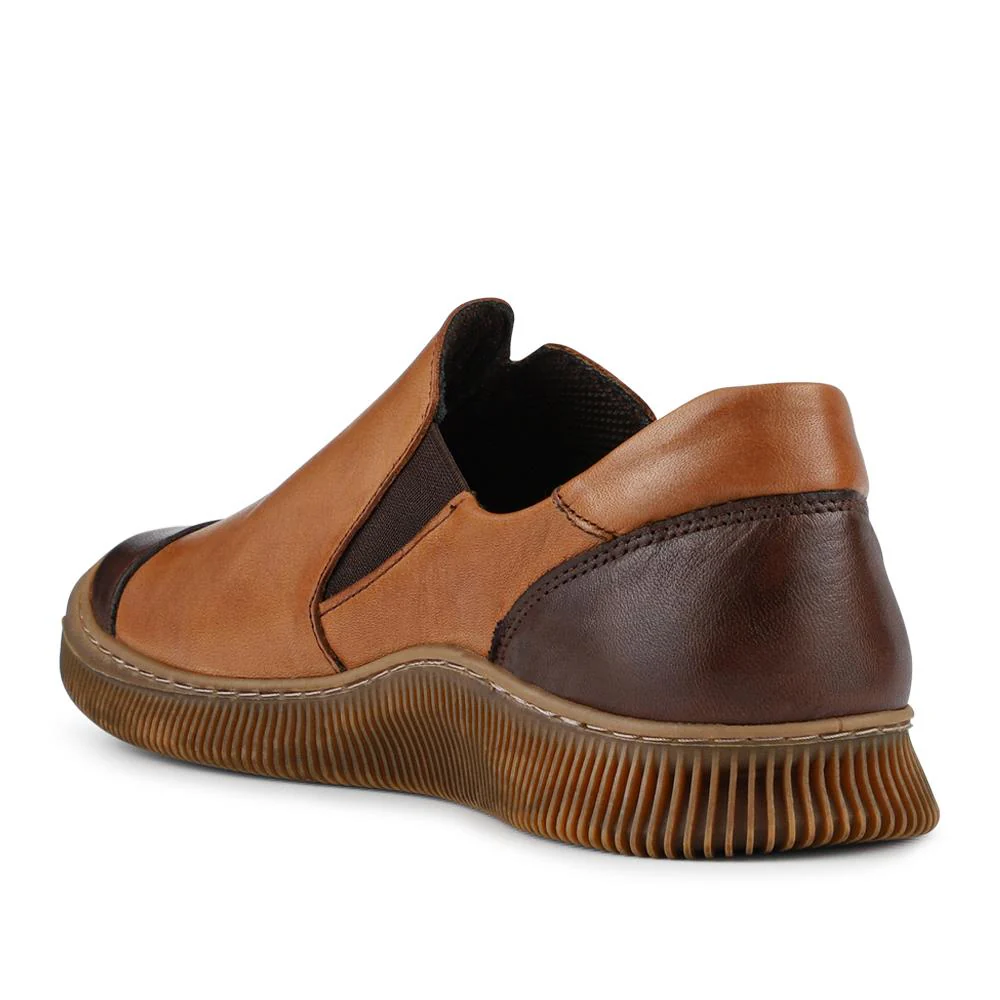 Leather Slip-On Casual Shoes - KARY42002 / 328 523 - Tan-Brown - Image 3