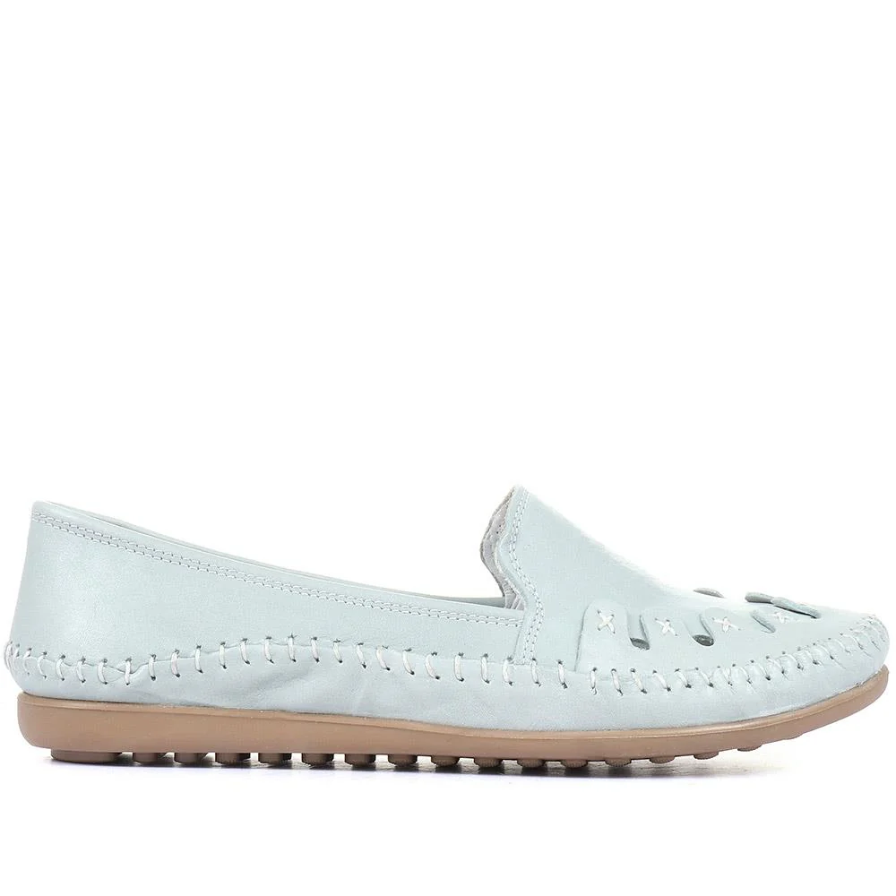 Leather Slip-On Pumps - GOKH29000 / 316 901 - Pale Blue - Image 3