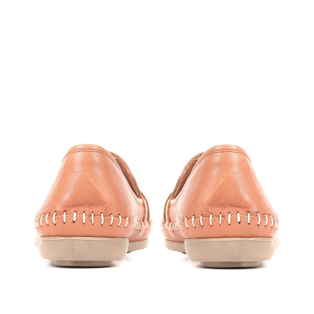 Leather Slip-On Pumps - GOKH29000 / 316 901 - Tan - Image 4