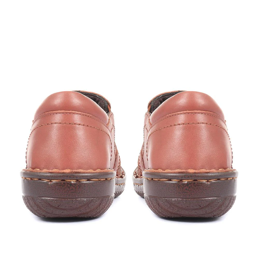 Leather Slip On Shoes for Women - HAK23014 / 308 135 - Tan - Image 3