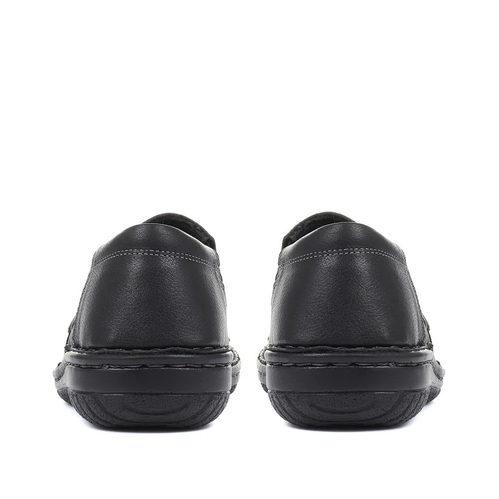 Leather Slip On Shoes - HAK32019 / 319 116 - Black - Image 3