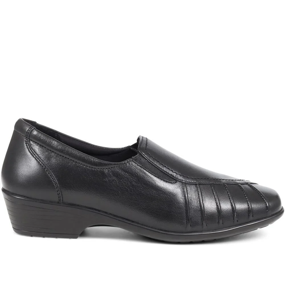 Leather Slip On Shoes - KEMP1800 / 145 950 - Black - Image 3