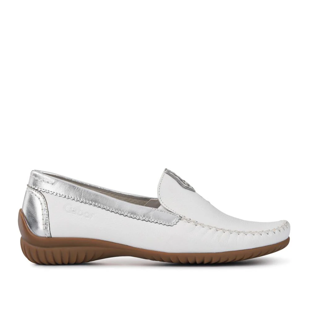 California Gabor Leather Stitched-Detail Loafers - GAB41531 / 327 037 - White-Silver - Image 2
