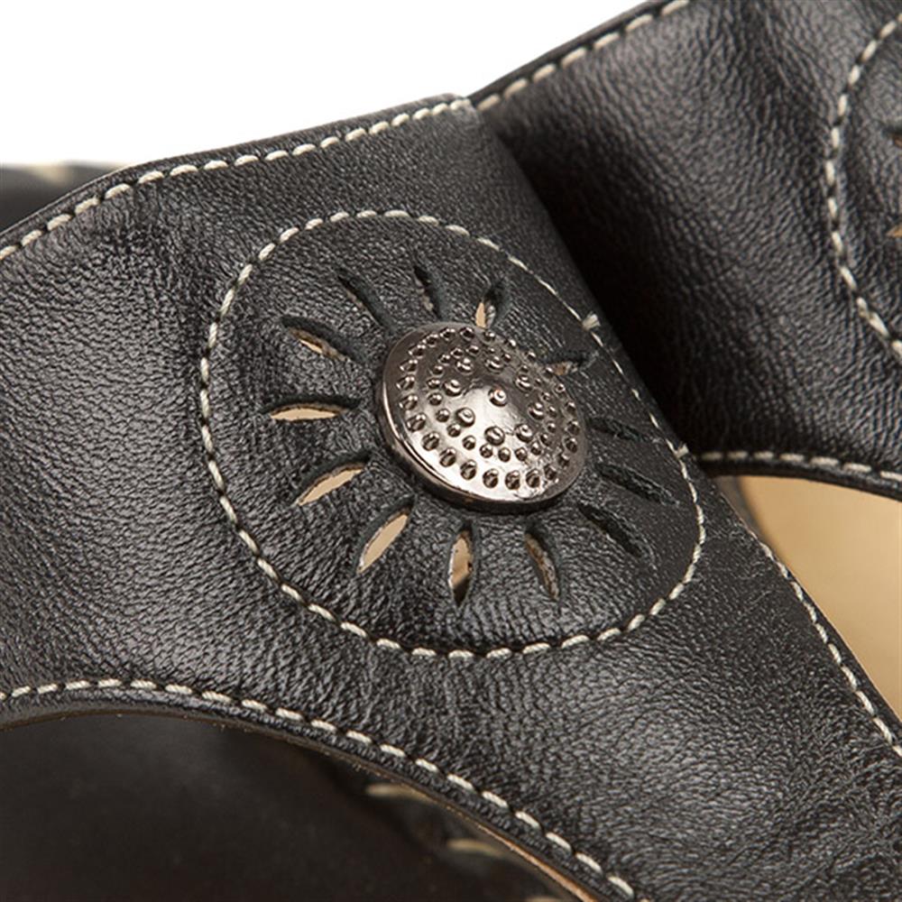 Leather Toe Post with Metal Centre Stud - KFFLY1901 / 146 506 - Black - Image 4